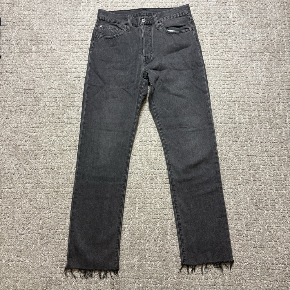 Levis 501 Jeans Womens 31x32 Black Straight 100% Cotton Button Fly Raw Hem